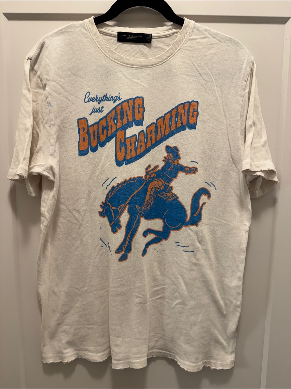 🆕 Junk Food Clothing Buckkng Charming Tee. M. NWOT!🔥